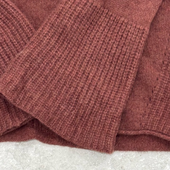 SKULL CASHMERE 100% CASHMERE RUST BELL SLEEVE SWEATER SIZE L WOMENS COZY FALL - Picture 2 of 6